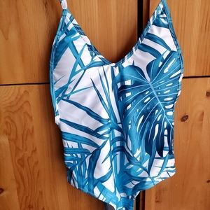 Cupshe NWT White & Blue Palm Print One Piece Swimsuit size Small
